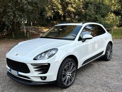 Weiß Gebraucht 2016 Porsche Macan S SUV | 25.900 €