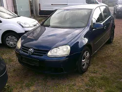 Blau Gebraucht 2005 VW Golf V Trendline Limousine | 990 € (Superpreis)