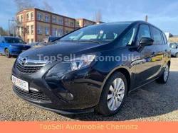 Schwarz Gebraucht 2015 Opel Zafira Tourer Van / Kleinbus | 11.999 € (Etwas zu teuer)