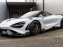 Grau Gebraucht 2021 McLaren 765LT Coupé | 479.950 € (Teuer)