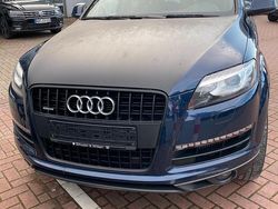 Blau Gebraucht 2011 Audi Q7 SUV | 15.000 € (Fairer Preis)