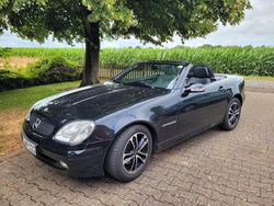 Schwarz Gebraucht 2002 Mercedes SLK200 Cabrio | 9.900 € (Teuer)