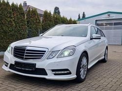 Weiß Gebraucht 2013 Mercedes E220 Avantgarde Kombi | 6.997 € (Guter Preis)