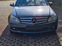 Grau Gebraucht 2009 Mercedes 190 Limousine | 4.000 €