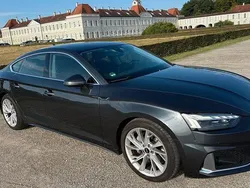 Grau Gebraucht 2021 Audi A5 Sportback Ambiente Limousine | 28.999 € (Guter Preis)