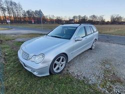 Silber Gebraucht 2006 Mercedes C220 Avantgarde Kombi | 2.900 € (Fairer Preis)