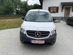 Weiß Gebraucht 2019 Mercedes Citan 109 Van / Kleinbus | 7.290 € (Guter Preis)