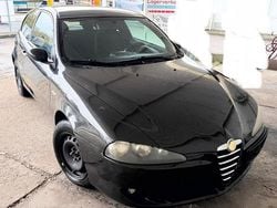 Schwarz Gebraucht 2005 Alfa Romeo 147 Ti Kleinwagen | 1.200 €