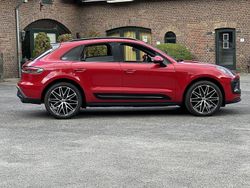 Karminrot Gebraucht 2022 Porsche Macan SUV | 72.790 € (Etwas zu teuer)