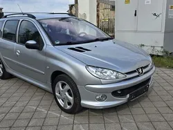 Grau Gebraucht 2004 Peugeot 206 Tendance Kombi | 1.890 € (Fairer Preis)