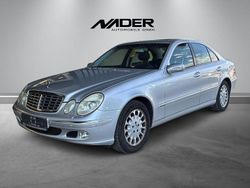 Brillantsilber metalliclack Gebraucht 2003 Mercedes E200 Limousine | 3.990 € (Guter Preis)