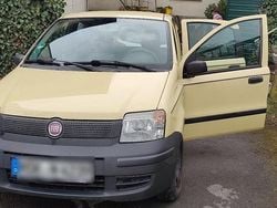 Gelb Gebraucht 2009 Fiat Panda Kleinwagen | 1.580 €