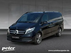 Obsidianschwarz metallic Gebraucht 2022 Mercedes V250 Avantgarde Edition Van / Kleinbus | 57.990 € (Fairer Preis)