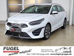 Deluxeweiss met. Gebraucht 2022 Kia Ceed Sportswagon Spirit Kombi | 21.869 € (Fairer Preis)