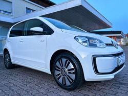 Weiß Gebraucht 2018 VW e-up! Kleinwagen | 11.500 € (Etwas zu teuer)