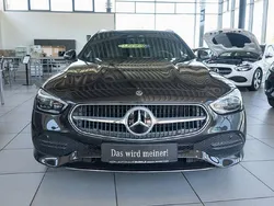 Gebraucht 2024 Mercedes C300e Avantgarde | 45.290 € (Fairer Preis)