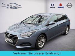 Blau Gebraucht 2015 Hyundai i40 Kombi | 10.990 € (Fairer Preis)