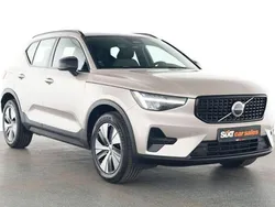 Beige Gebraucht 2022 Volvo XC40 Plus SUV | 25.880 € (Guter Preis)