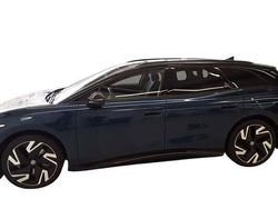 Aquamarinblau metallic Gebraucht 2025 VW ID.7 GTX Kombi | 51.660 €