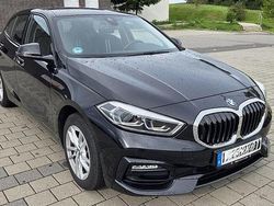 Schwarz Gebraucht 2020 BMW 118 Sport Line Kleinwagen | 19.800 € (Fairer Preis)