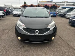 Schwarz Gebraucht 2016 Nissan Note Acenta+ Van / Kleinbus | 4.800 € (Etwas zu teuer)