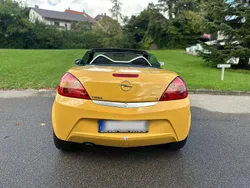 Gelb Gebraucht 2004 Opel Tigra Cabrio | 2.000 €