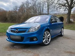 Blau Gebraucht 2006 Opel Vectra OPC Limousine | 15.599 €