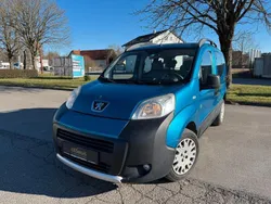 Blau Gebraucht 2011 Peugeot Bipper Van / Kleinbus | 3.990 € (Fairer Preis)