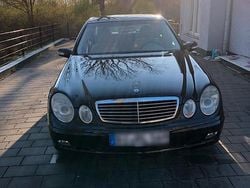 Schwarz Gebraucht 2004 Mercedes E320 Limousine | 4.900 €