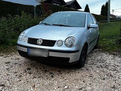 Silber Gebraucht 2003 VW Polo Kleinwagen | 900 € (Guter Preis)