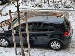 Schwarz Gebraucht 2017 VW Golf VII Kleinwagen | 14.300 € (Fairer Preis)