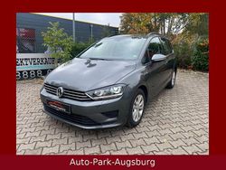 Grau Gebraucht 2017 VW Golf Sportsvan Comfortline Van / Kleinbus | 12.480 € (Fairer Preis)