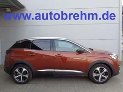 Copper braun metallic Gebraucht 2018 Peugeot 3008 Allure SUV | 18.900 € (Guter Preis)