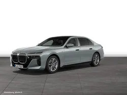 Brooklyn grau metallic Gebraucht 2024 BMW 740 Comfort Edition Limousine | 98.024 € (Teuer)