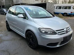 Silber Gebraucht 2006 VW Golf Plus Cross Van / Kleinbus | 4.200 € (Guter Preis)