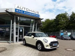 Weiß Gebraucht 2017 Mini ONE Pepper Kleinwagen | 13.450 € (Fairer Preis)