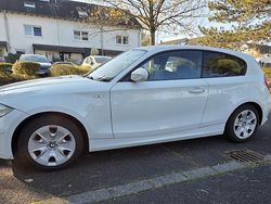 Weiß Gebraucht 2012 BMW 116 Kleinwagen | 4.999 € (Etwas zu teuer)