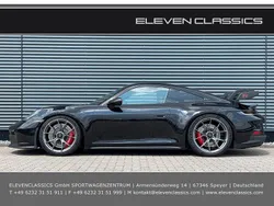 Schwarz Gebraucht 2023 Porsche 992 | 192.000 €