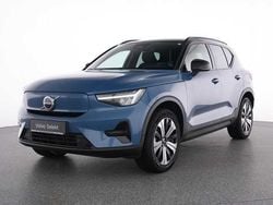 Blau Gebraucht 2022 Volvo XC40 Plus SUV | 29.450 € (Guter Preis)