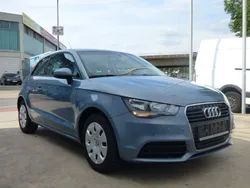Blau Gebraucht 2012 Audi A1 Attraction Kleinwagen | 9.500 € (Fairer Preis)