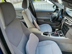 Blau Gebraucht 2007 BMW 318 Limousine | 4.500 €