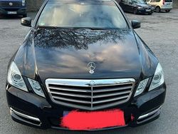 Schwarz Gebraucht 2011 Mercedes E300 Limousine | 12.400 € (Teuer)