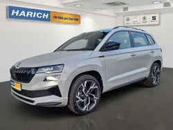 Grau Neu 2025 Skoda Karoq SportLine SUV | 41.990 € (Teuer)