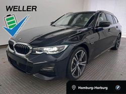 Schwarz Gebraucht 2022 BMW 330e M Sport Kombi | 29.950 € (Superpreis)