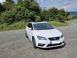 Weiß Gebraucht 2020 Seat Leon XCELLENCE Kombi | 18.800 € (Guter Preis)