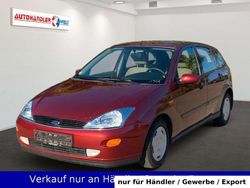 Rot Gebraucht 1999 Ford Focus Ghia Limousine | 249 € (Superpreis)