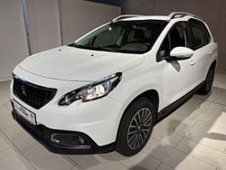 Weiß Gebraucht 2019 Peugeot 2008 Active SUV | 11.990 € (Guter Preis)