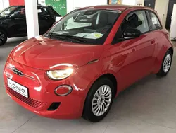 Rot by red Gebraucht 2025 Fiat 500e Red Limousine | 25.188 € (Guter Preis)