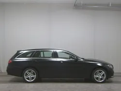 Schwarz Gebraucht 2021 Mercedes E300 Avantgarde Kombi | 20.950 € (Fairer Preis)
