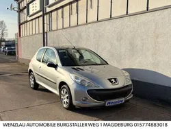 Silber Gebraucht 2011 Peugeot 206 Urban Move Kleinwagen | 3.950 € (Teuer)